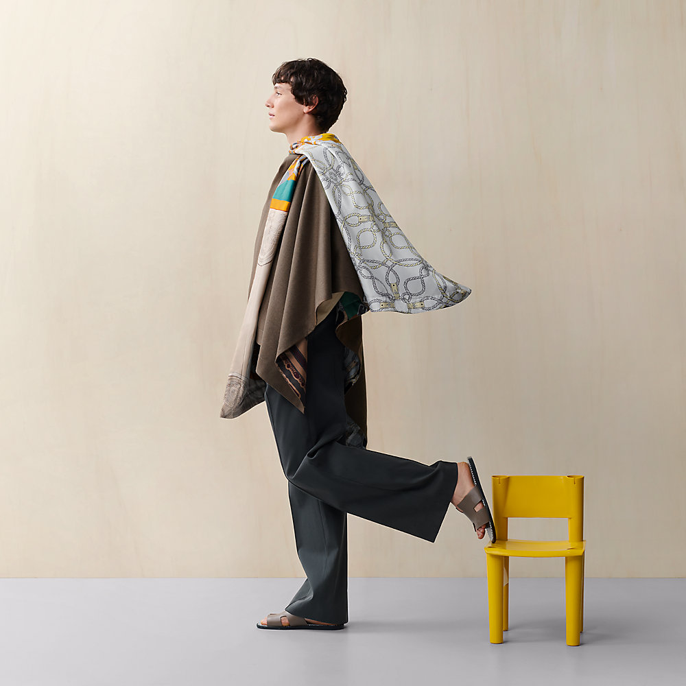 ジャケット・アウター Harris Grace Cashmere Reversible Cape Reversible cape | Hermès USA